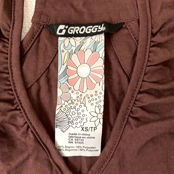 Chocolate brown v-neck tank top - XS - Picture 3 of 10